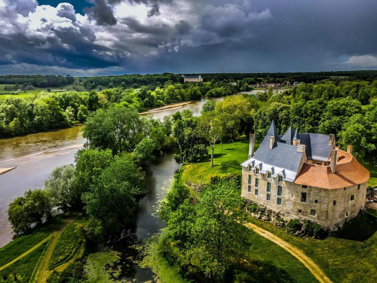 Un Chateau En Bourgogne Saincaize-Meauce 外观 照片